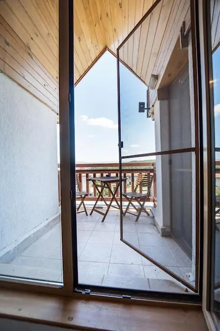 Apartment Alpin Penthouse 2 Bedroom With Fireplace And Mountain View Bansko
