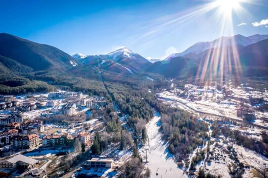 Alpin Penthouse 2 Bedroom With Fireplace And Mountain View Bansko Bulgarien