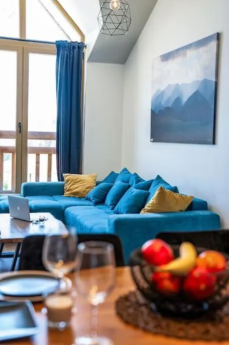 Alpin Penthouse 2 Bedroom With Fireplace And Mountain View Bansko Apartment