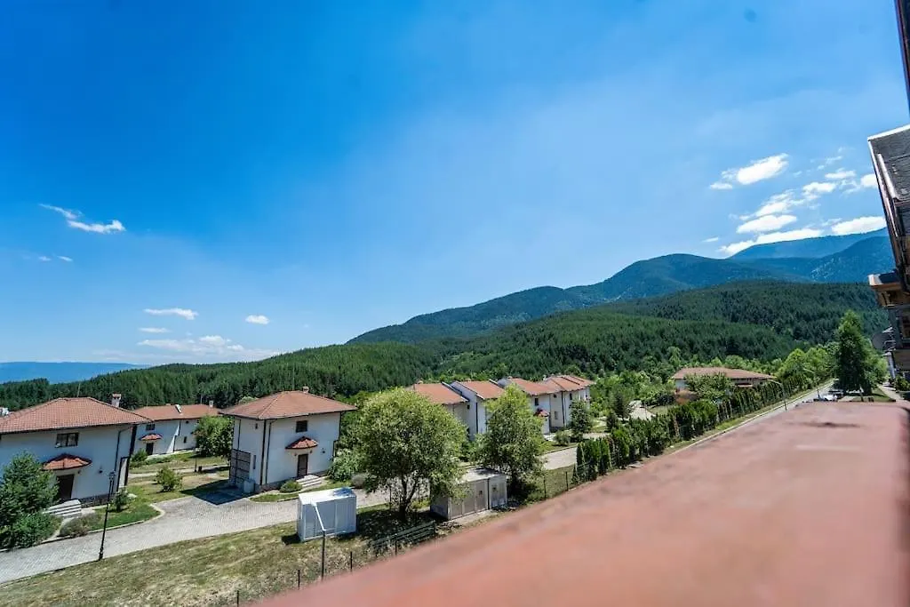 Alpin Penthouse 2 Bedroom With Fireplace And Mountain View Bansko